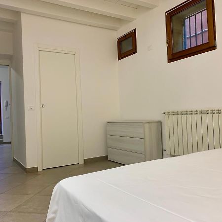 Central Home Chioggia In The Historic Center Exterior foto